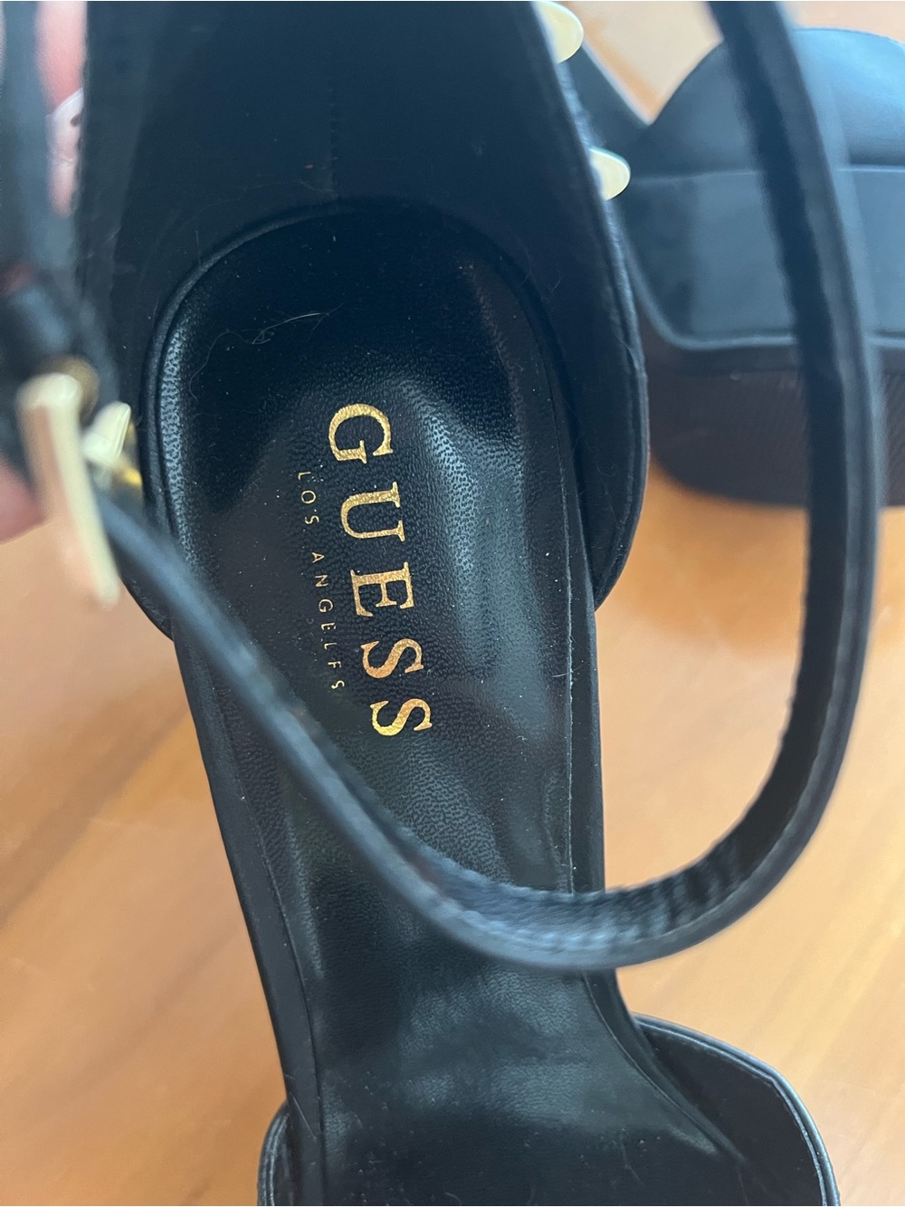 GUESS NEVER WORN Black Platform Block Heel Sandals with Ankle Strap - Picture 4 of 4